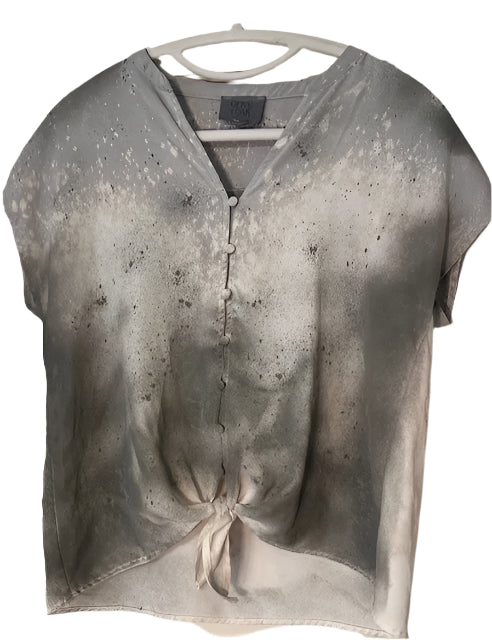 The Grey Shirt Series 1, Top 2